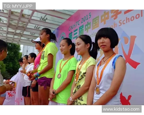 重庆网球队逆袭之路：从默默无闻到冠军赛的辉煌蜕变